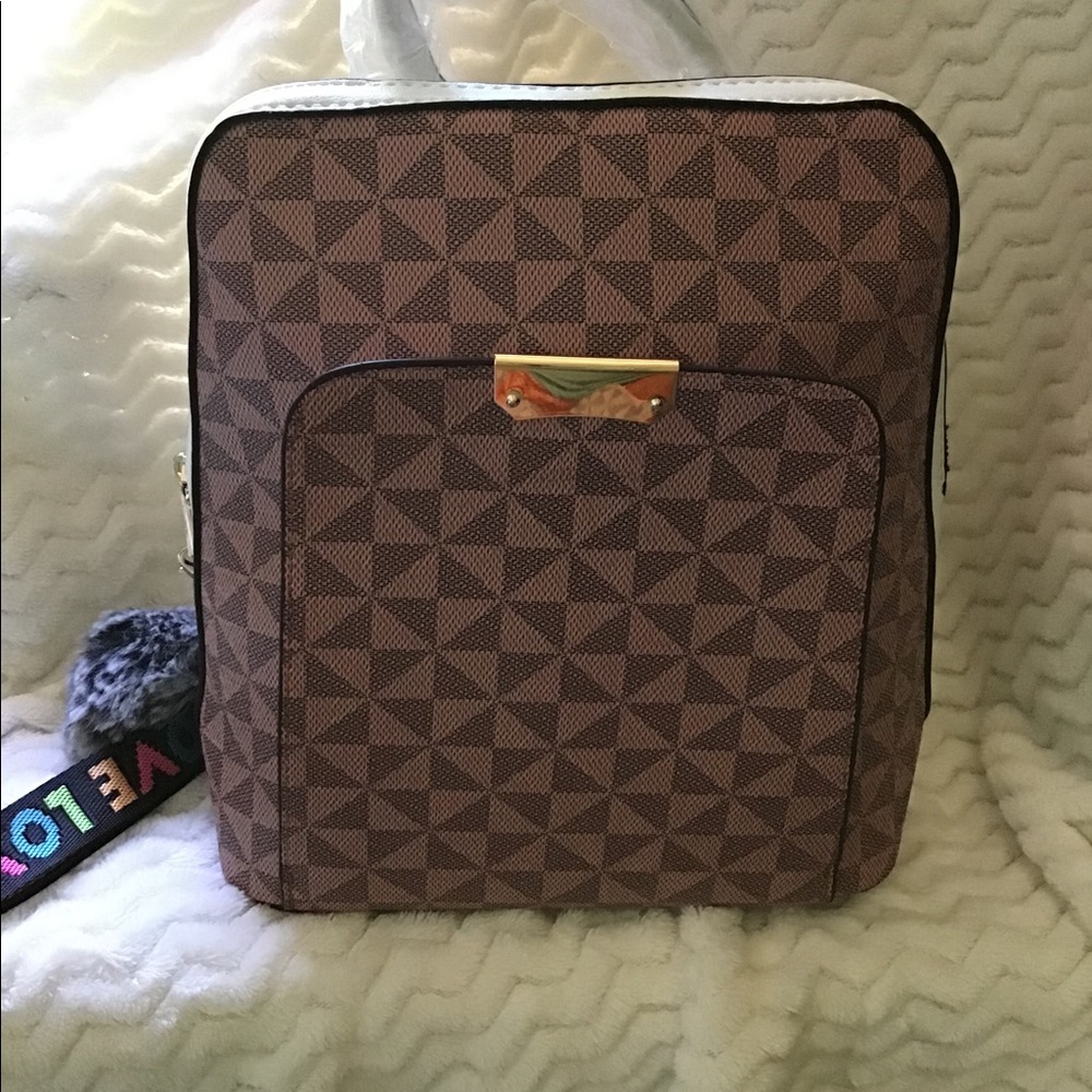 Backpack - Picture 3 of 3